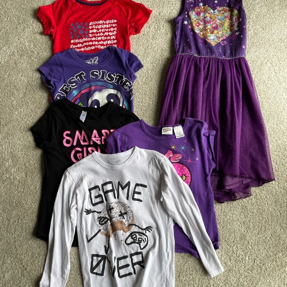 Girl’s Tops Size: Medium 7/8 - Picture 1 of 4